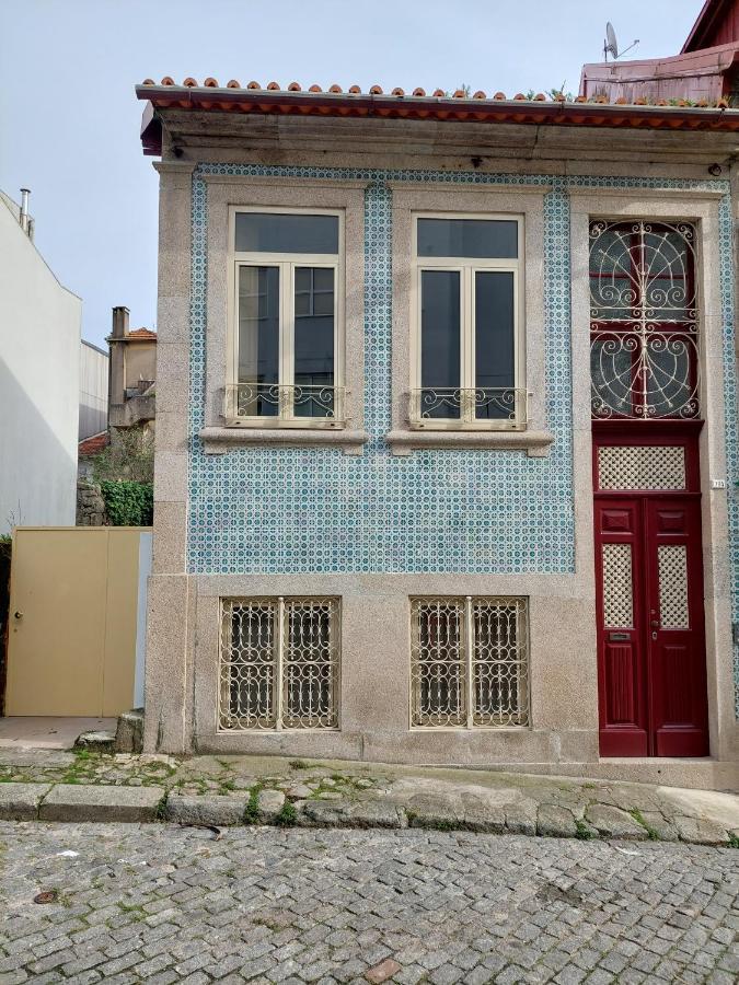 Crooked Floor House - Attic Appartement Porto Buitenkant foto