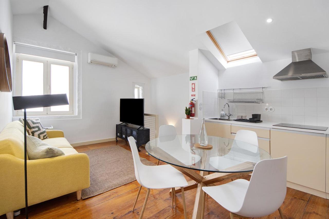 Crooked Floor House - Attic Appartement Porto Buitenkant foto